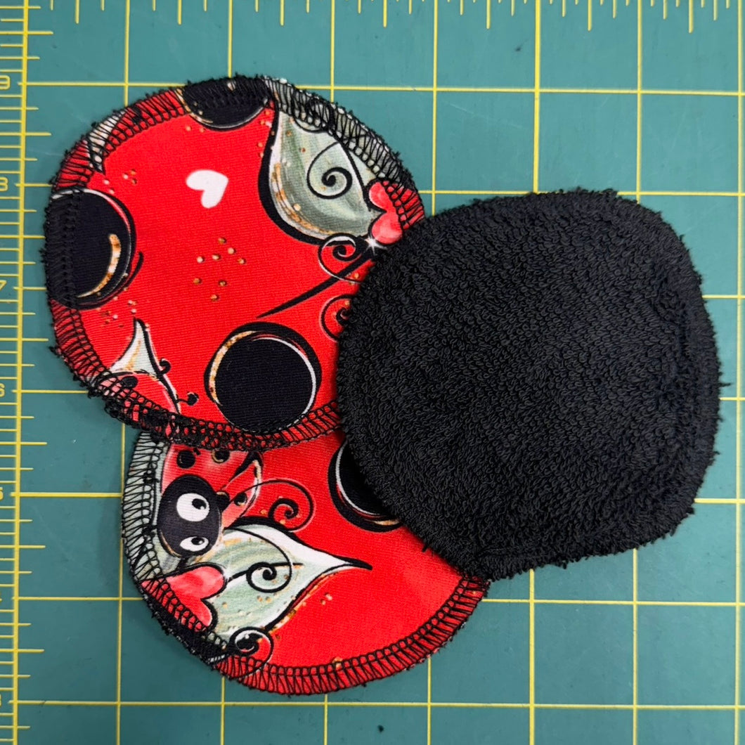 Lined Makeup Remover Wipe - Ladybug 🐞