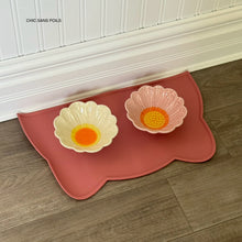Load image into Gallery viewer, Silicone Mat - Old Pink Cat