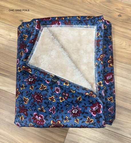 Lined comforter - Navy floral READY TO SHIP