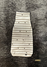 Load image into Gallery viewer, Reversible Turtleneck - Grey Hearts