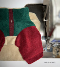 Load image into Gallery viewer, Kiwi - Burgundy Tricolor