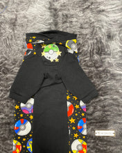 Load image into Gallery viewer, Long Hooded Sweater - Multi Poké