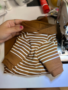 Chandail long à capuche curve - Caramel & rayé