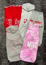 Load image into Gallery viewer, T-shirt - Be Mine Valentine